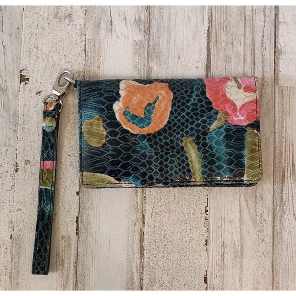 HOBO INTERNATIONAL Leather Wristlet Wallet Tropical Reptile Print - Picture 1 of 16